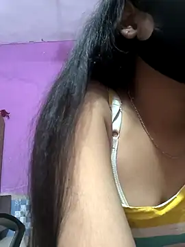 Hot radha02 online show from September 10, 9:03 pm