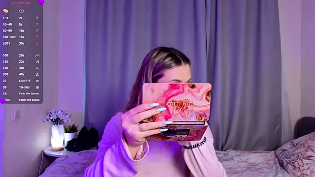 Snapshot of AliaBuerstatte chatting on November 30, 6:03 am AliaBuerstatte online show from November 30, 6:03 am