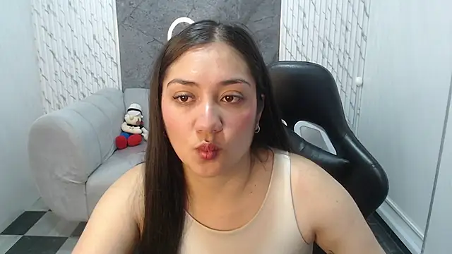 Ivony18 b online show from October 31, 3:14 am