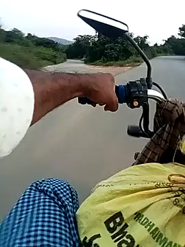 Snapshot of sagar_067 chatting on November 10, 12:21 pm sagar 067 online show from November 10, 12:21 pm