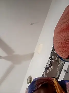 Payal950 online show from December 14, 9:15 am