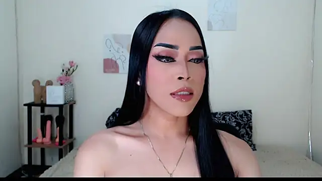 Lessandra Lust online show from October 3, 10:55 pm