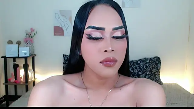 Lessandra Lust online show from October 11, 11:06 pm