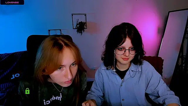 Snapshot of beauty_ginger_ chatting on September 22, 1:28 pm beauty ginger  online show from September 22, 1:28 pm
