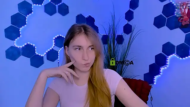 beauty ginger  online show from March 29, 7:26 pm