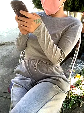 Snapshot of Tieuvi_18 chatting on November 14, 1:53 am Tieuvi 18 online show from November 14, 1:53 am