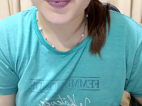 sizzling alice online show from September 22, 8:59 pm