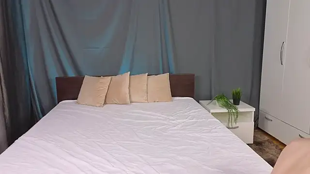 star madison online show from September 17, 8:33 pm