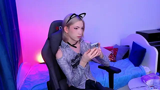 star madison online show from April 19, 1:45 pm