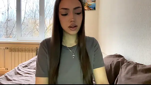 Snapshot of Leaf_Unto chatting on November 7, 12:10 pm Leaf Unto online show from November 7, 12:10 pm