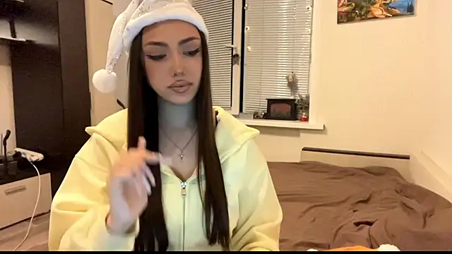 Snapshot of Leaf_Unto chatting on November 23, 1:54 pm Leaf Unto online show from November 23, 1:54 pm