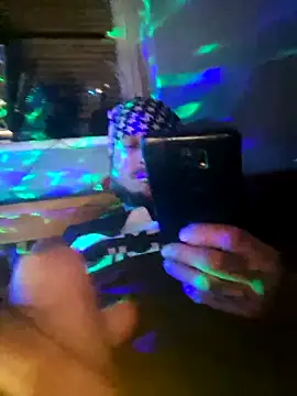 MODEST11 MMiILOO AMARO online show from October 24, 3:27 am