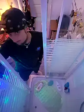 MODEST11 MMiILOO AMARO online show from October 12, 2:46 am