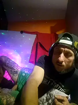 MODEST11 MMiILOO AMARO online show from October 10, 3:18 am