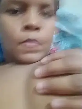 Snapshot of nessinha12 chatting on September 8, 4:06 pm nessinha12 online show from September 8, 4:06 pm