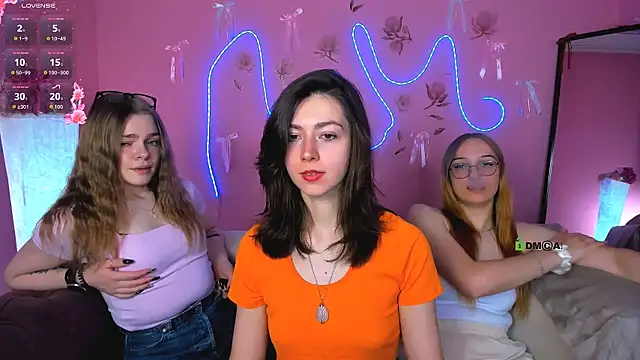 veronica bubble online show from May 15, 7:23 pm