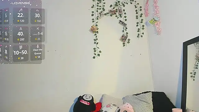 Snapshot of cute_sammy_1 chatting on September 24, 12:00 pm cute sammy 1 online show from September 24, 12:00 pm