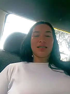 Sol Sunny online show from February 6, 8:05 pm