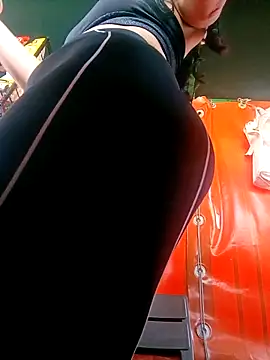 Sol Sunny online show from March 20, 9:27 pm