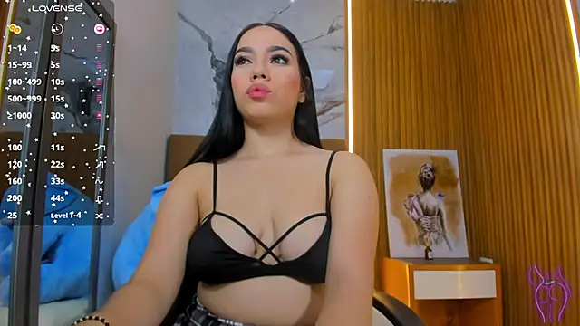 MOLLYSPENCER1 online show from January 13, 7:07 pm