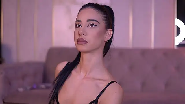 Snapshot of ArinaCarter chatting on November 7, 6:23 pm ArinaCarter online show from November 7, 6:23 pm