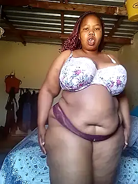 Curvycandy95 online show from September 21, 10:20 am