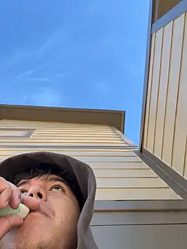 Vic2Big online show from March 13, 3:06 pm