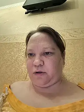 Daysie Fanny online show from January 10, 2:01 pm