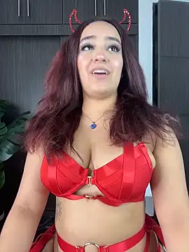 Snapshot of NaughtyNinnaXXX chatting on November 1, 10:14 pm NaughtyNinnaXXX online show from November 1, 10:14 pm