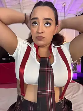 NaughtyNinnaXXX online show from March 17, 5:32 am