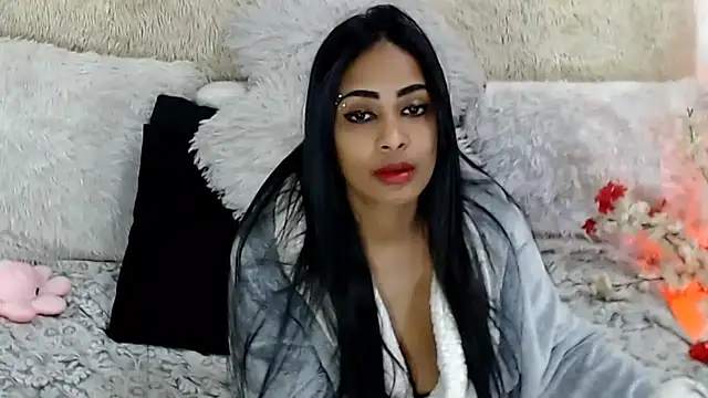 indianchic89 online show from October 3, 9:38 pm