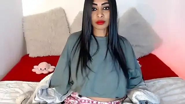 indianchic89 online show from June 20, 3:22 am