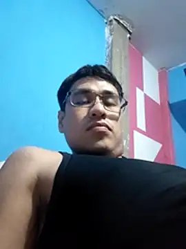 Snapshot of Exotic19cm chatting on November 19, 7:30 am Exotic19cm online show from November 19, 7:30 am