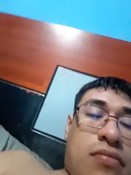 Exotic19cm online show from March 1, 2:06 pm