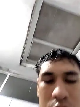 Snapshot of Exotic19cm chatting on November 25, 11:27 pm Exotic19cm online show from November 25, 11:27 pm