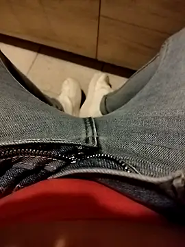 sirenyta33 online show from December 2, 7:15 pm