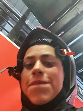 Snapshot of AlannaEvons chatting on October 21, 8:19 pm AlannaEvons online show from October 21, 8:19 pm