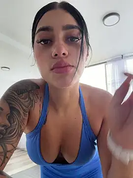 Snapshot of AlannaEvons chatting on July 16, 7:11 pm AlannaEvons online show from July 16, 7:11 pm