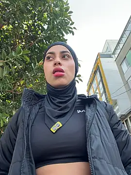 AlannaEvons online show from February 9, 8:18 pm