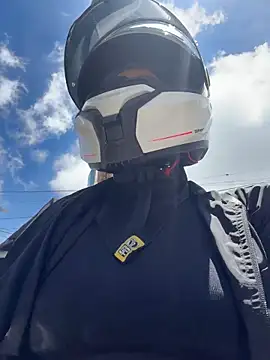 AlannaEvons online show from March 31, 5:37 pm