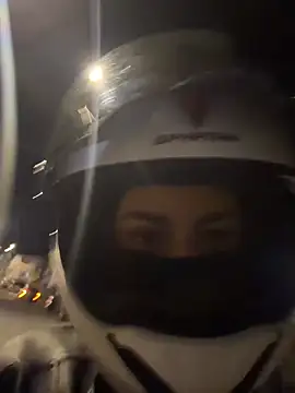 AlannaEvons online show from April 10, 12:06 am