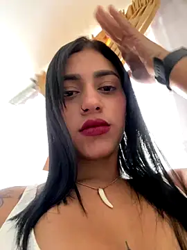 Snapshot of AlannaEvons chatting on September 13, 10:10 pm AlannaEvons online show from September 13, 10:10 pm