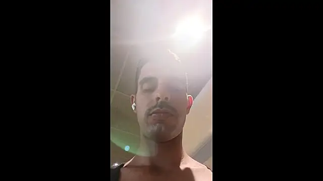 Snapshot of Greek_crazy_couple chatting on October 29, 12:04 pm Greek crazy couple online show from October 29, 12:04 pm