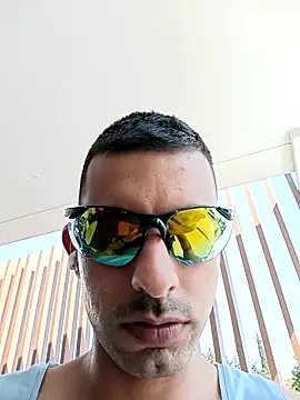 Snapshot of Greek_crazy_couple chatting on September 27, 11:05 am Greek crazy couple online show from September 27, 11:05 am