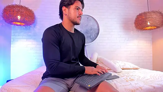 thiago mercer online show from November 27, 11:21 am