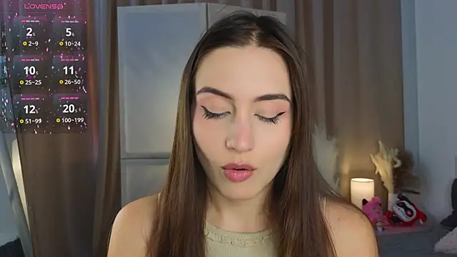 Moonlight1Sonata1 online show from November 6, 9:13 am