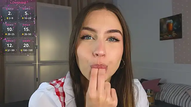 Moonlight1Sonata1 online show from October 4, 9:11 am