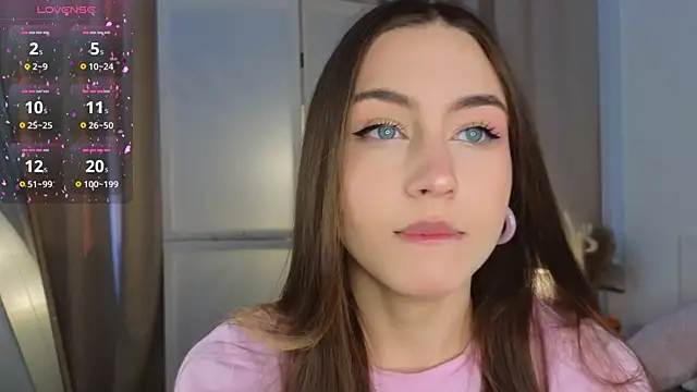 Moonlight1Sonata1 online show from November 3, 9:02 am