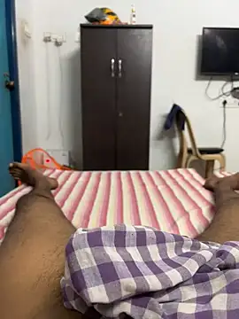 usermood2000 online show from November 23, 7:29 am