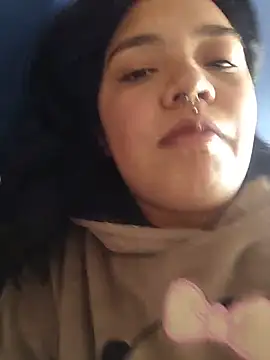 Snapshot of amanne_misa chatting on October 28, 3:55 pm amanne misa online show from October 28, 3:55 pm